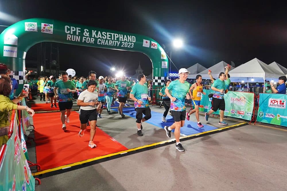 CPF ส่งมอบเงินแก่โรงพยาบาล-โรงเรียน-หน่วยงานต่างๆ แล้วกว่า 70 แห่ง ‘CPF RUN FOR CHARITY’ ชวนสายวิ่งทั่วไทย เดิน-วิ่งเพื่อการกุศล