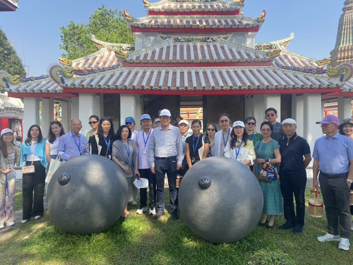 Christie’s จับมือกับ BACC และ BAB 2024 จัดทริปสุดเอ็กซ์คลูซีฟ เอาใจคนรักงานศิลปะ “The Historical Tour” นั่งเรือล่องแม่น้ำ ดื่มด่ำประวัติศาสตร์ศิลป์