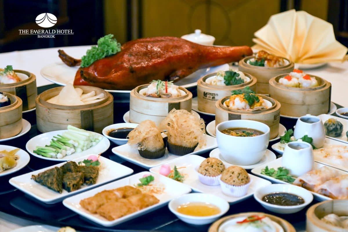 “บุฟเฟต์ติ่มซำมื้อกลางวัน” ห้องอาหารจีนหยก