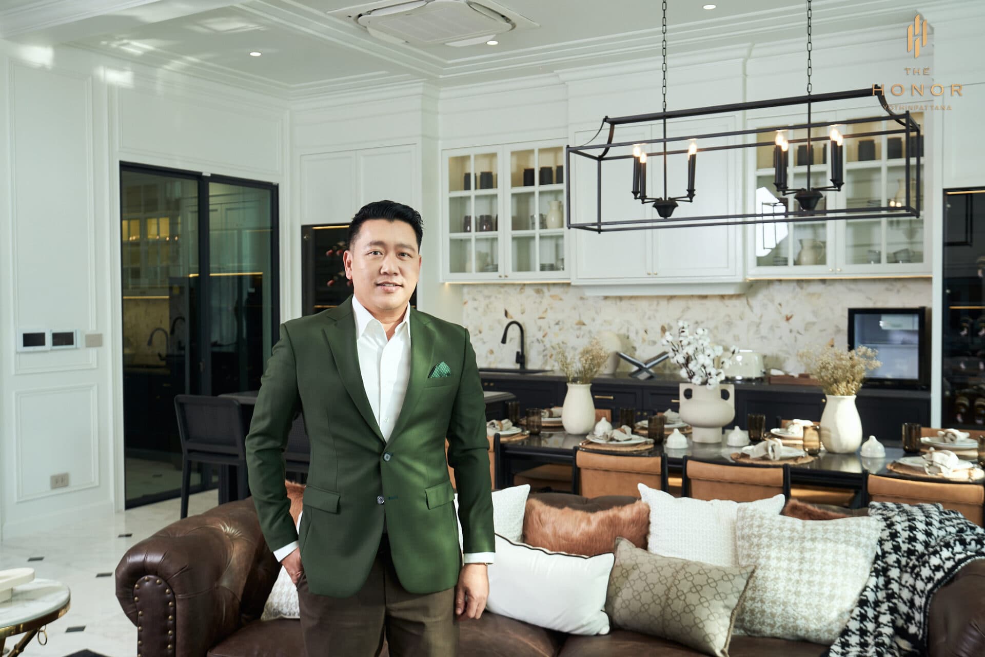 “แอสเซทไวส์” เปิดตัว “ดิ ออเนอร์ โยธินพัฒนา” บ้านเดี่ยวลักชัวรี่ 3 ชั้นไพรเวทพูลวิลล่า พร้อมลิฟวิ่ง ฟูลฟีลเม้นท์ โครงการแนวราบแฟล็กชิพระดับไฮเอนด์ มูลค่า 4,200 ล้านบาท