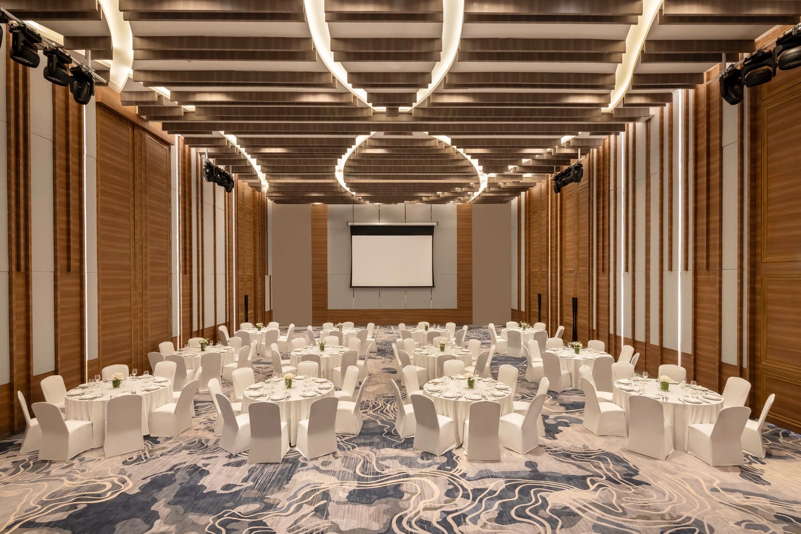 ‘กลุ่มดุสิตธานี’ เดินหน้าขยายธุรกิจในไทยต่อเนื่อง เปิดตัวโรงแรม ‘ดุสิตปริ๊นเซส พัทลุง’