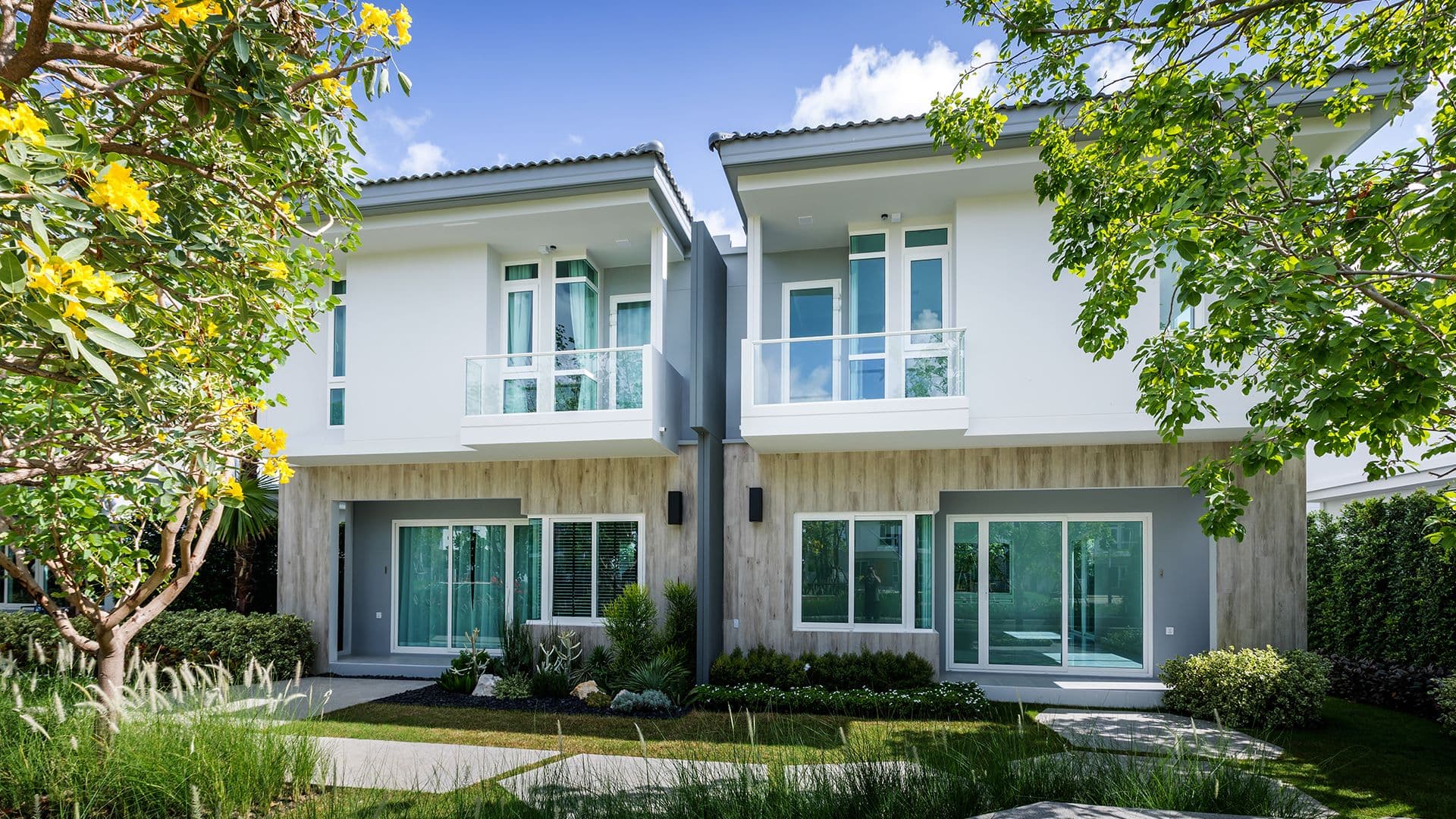 อินนิซิโอ บางนา (inizio Bangna)