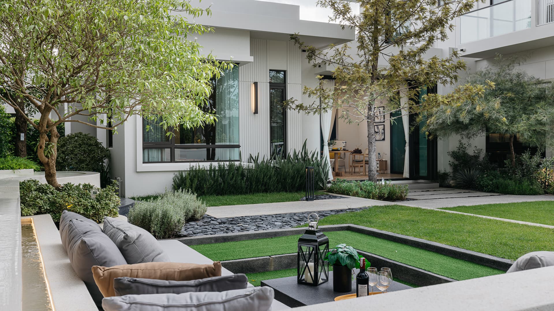 มัณฑนา 100+ กาญจนาฯ - บางบอน 5 (MANTANA 100+ Kanchana - Bangbon 5)