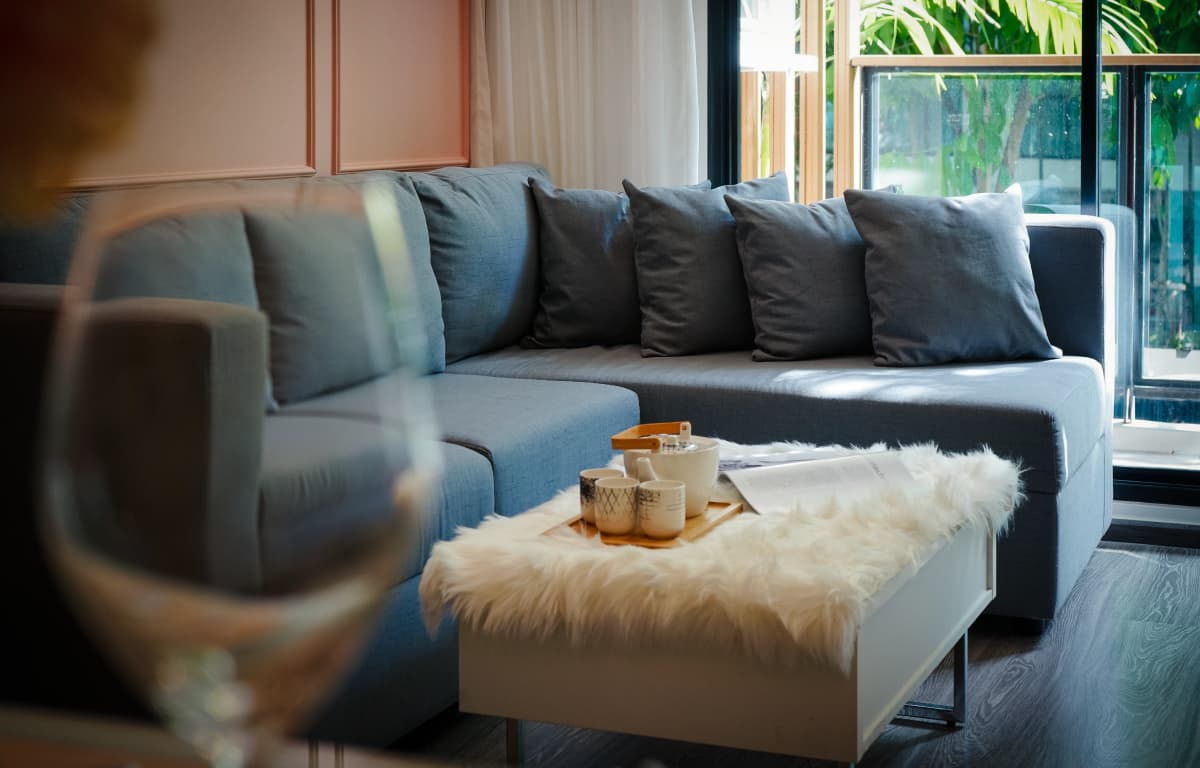 เซล รัตนาธิเบศร์ (Zelle Rattanathibet)