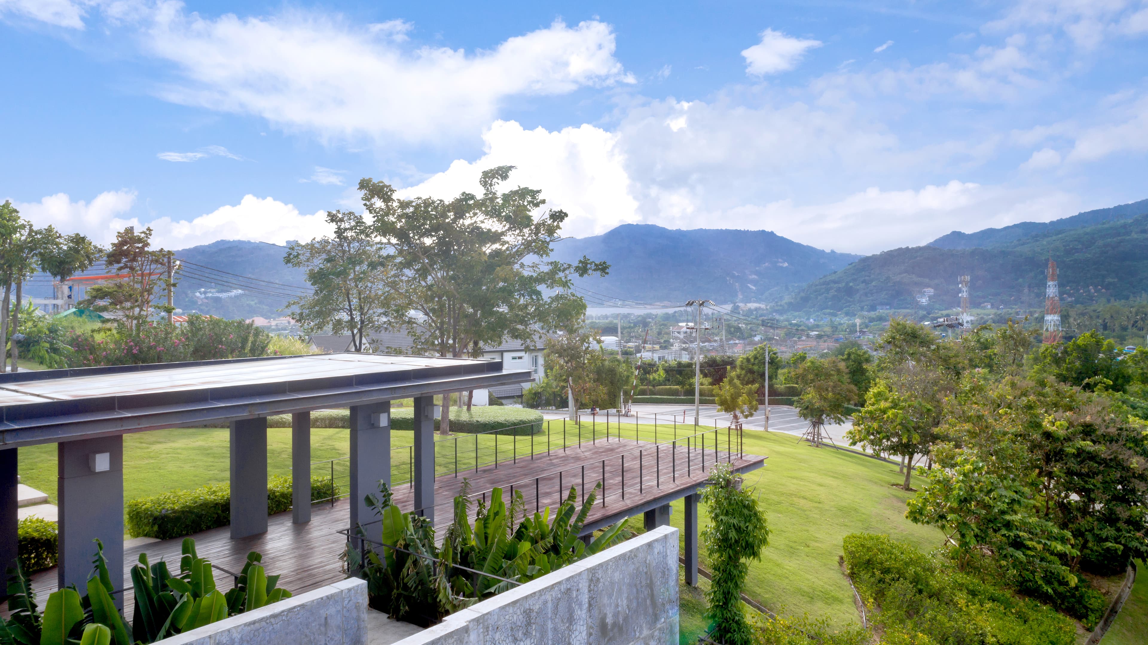 88 แลนด์ แอนด์ เฮ้าส์ ฮิลไซด์ ภูเก็ต (88 Land and Houses Hillside Phuket)