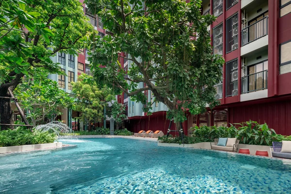 เดอะ เบส บูกิต ภูเก็ต (THE BASE Bukit Phuket)