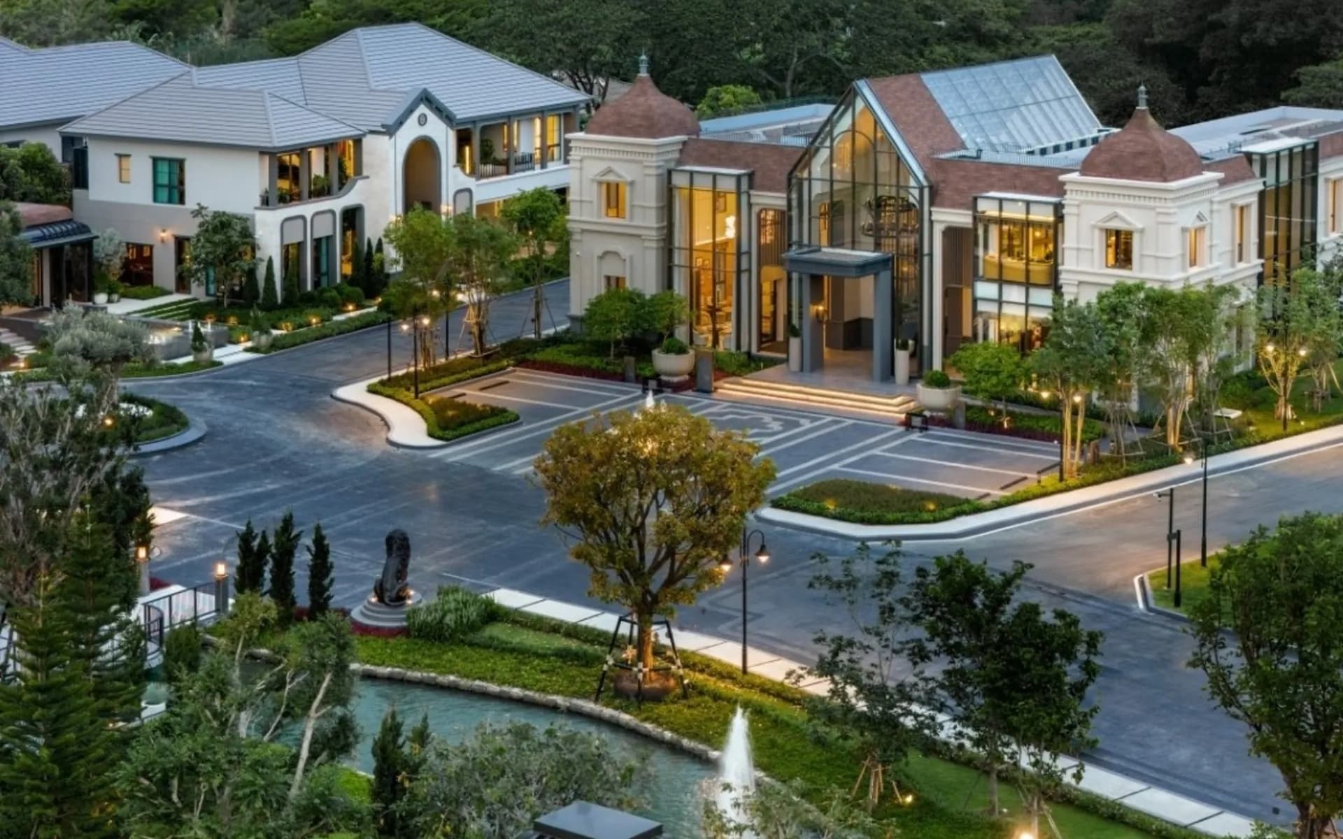 แกรนด์ บางกอก บูเลอวาร์ด ณ อุทยาน (Grand Bangkok Boulevard Na Uthayan)