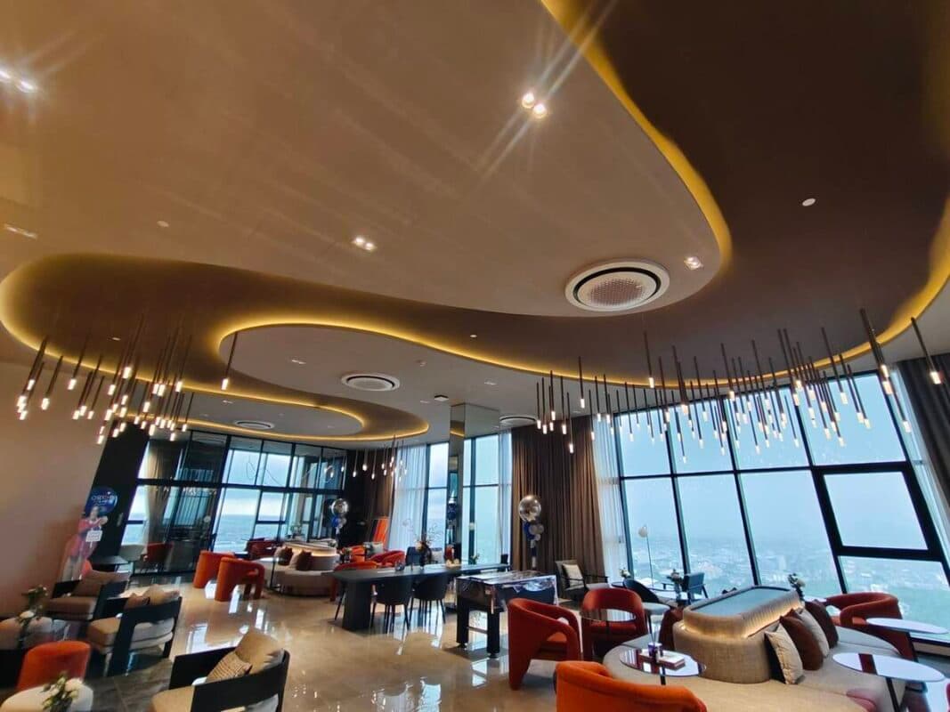 ออริจิ้น ปลั๊ก & เพลย์ ศรีนครินทร์ (Origin Plug & Play Srinakarin)