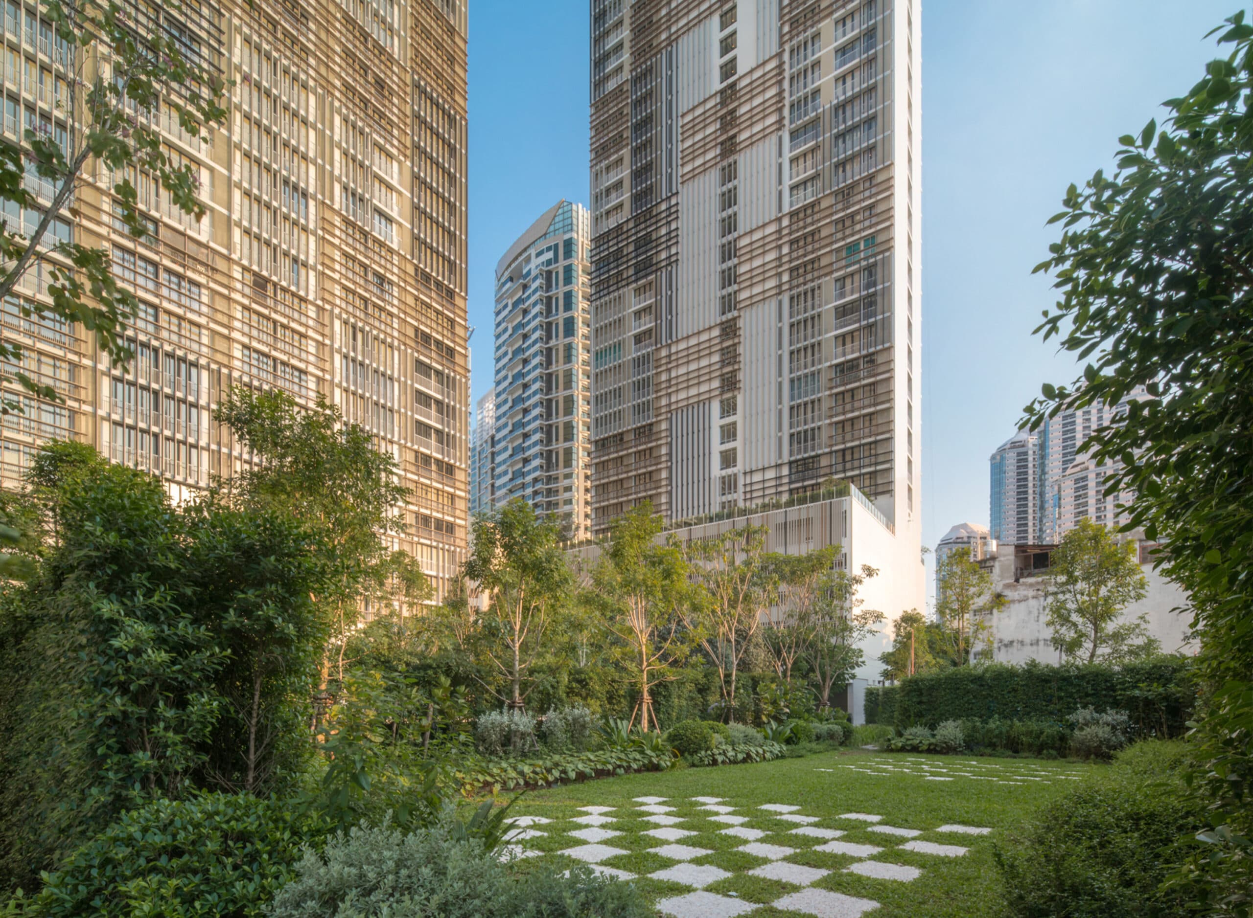 พรีวิว แฮมป์ตัน เรสซิเดนซ์ เน็กซ์ ทู เอ็มโพเรียม (Hampton Residence Next to Emporium)