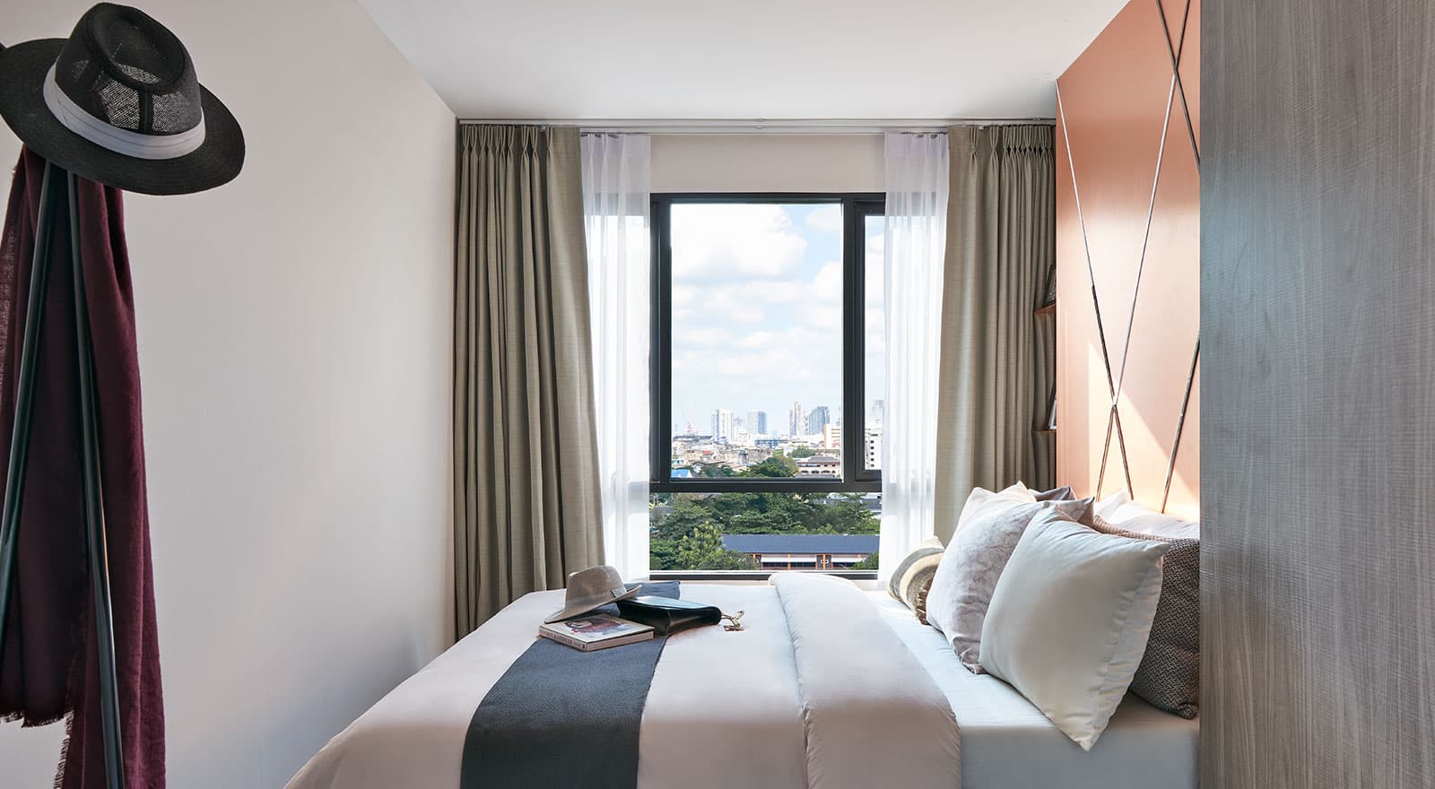 บีลอฟท์ ไลท์ สุขุมวิท 115 (B-Loft Lite Sukhumvit 115)