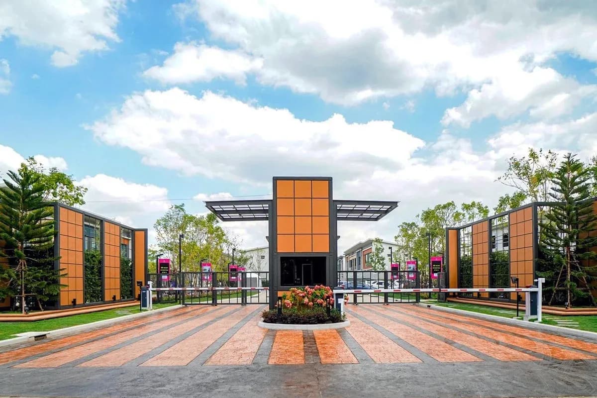 สิริ เพลส เพชรเกษม - สาย 4 (Siri Place Phetkasem - Sai 4)