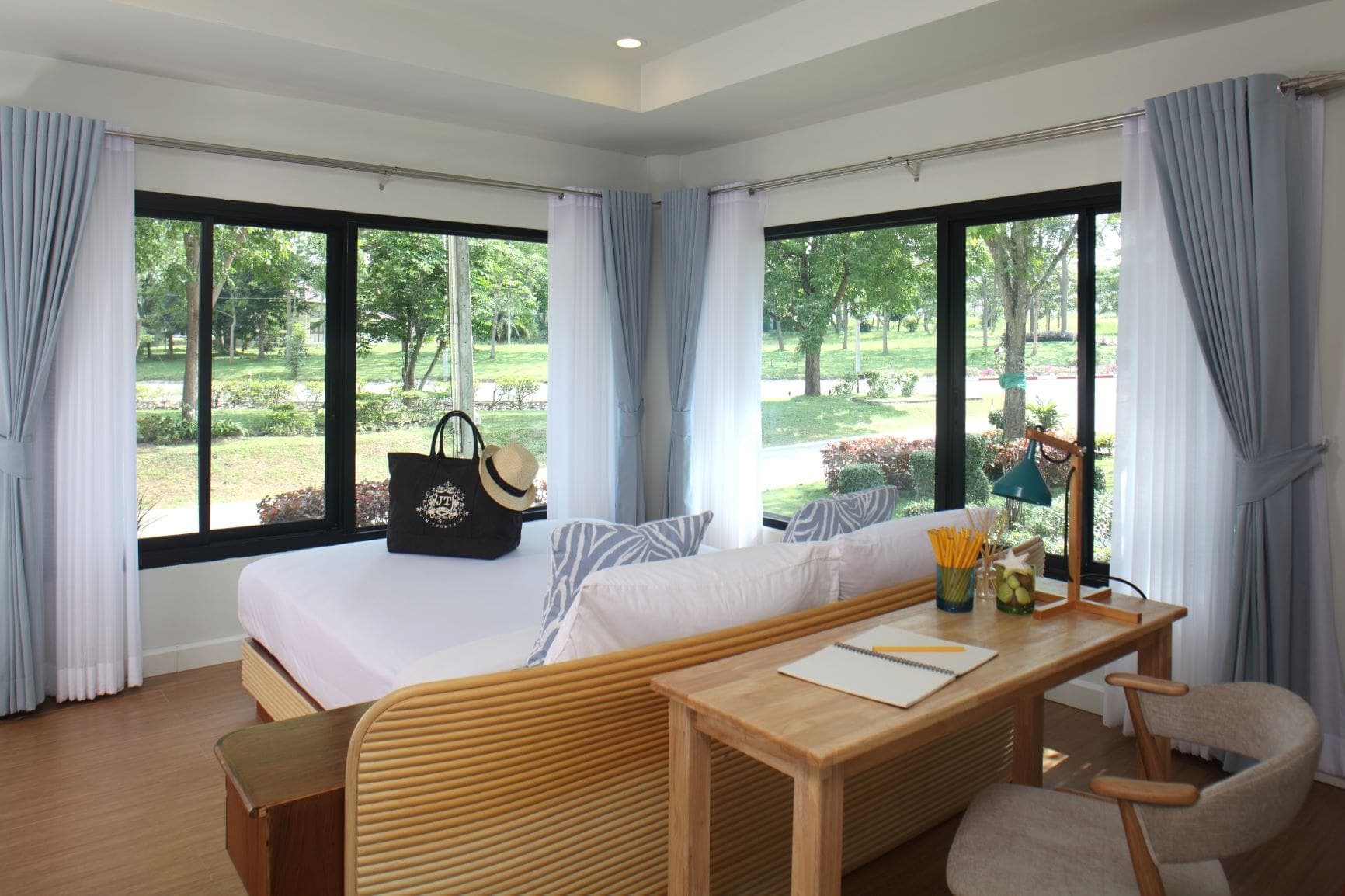 พัทยา คันทรี่ คลับ โฮม แอนด์ เรสซิเดนท์ (Pattaya Country Club Home & Residence)