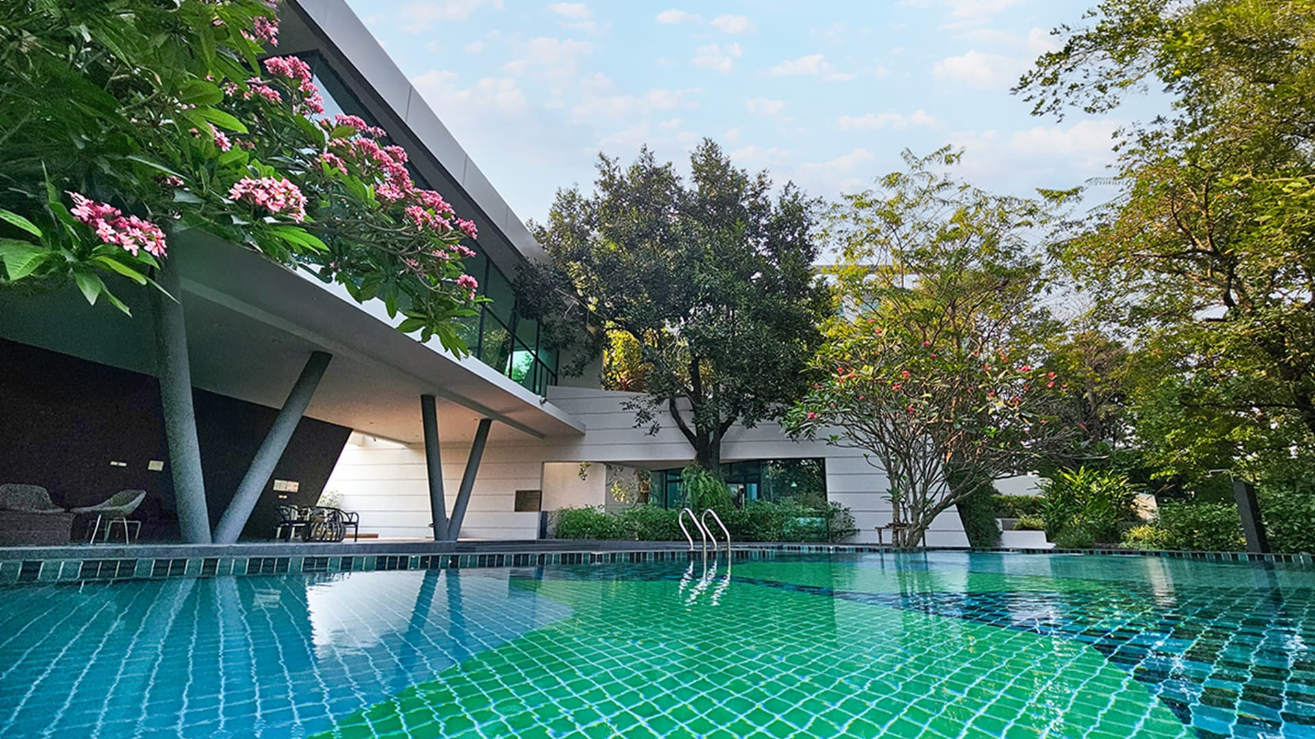 เซล ศาลายา (Zelle Salaya)