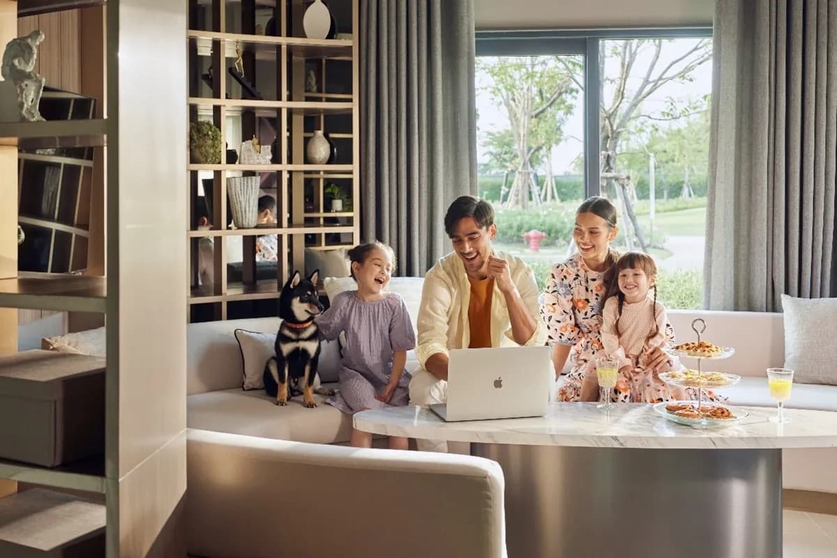 CENTRO ราชพฤกษ์ - ปิ่นเกล้า (เซนโทร ราชพฤกษ์ - ปิ่นเกล้า)