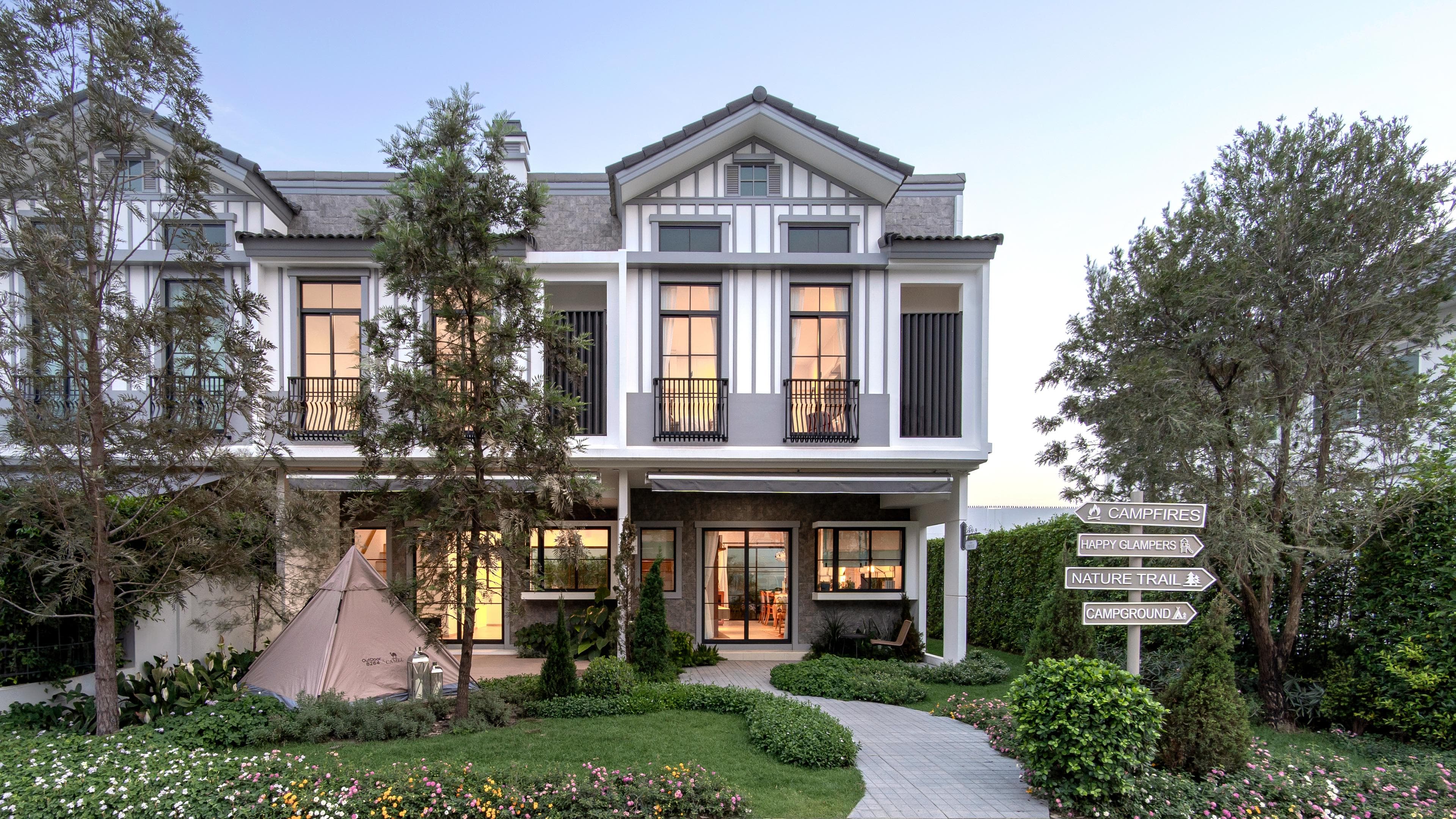 วิลลาจจิโอ ลำลูกกา-วงแหวน (Villaggio Lamlukka-Wongwaen)