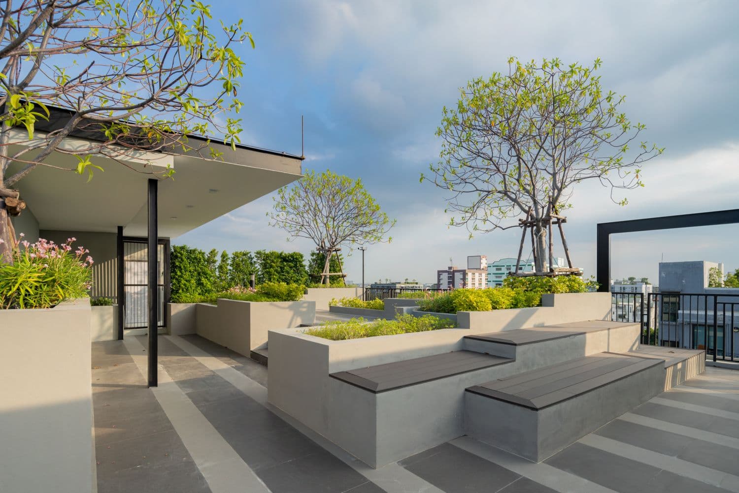 บี ลอฟท์ ไลท์ สุขุมวิท 107 (B-Loft Lite Sukhumvit 107)