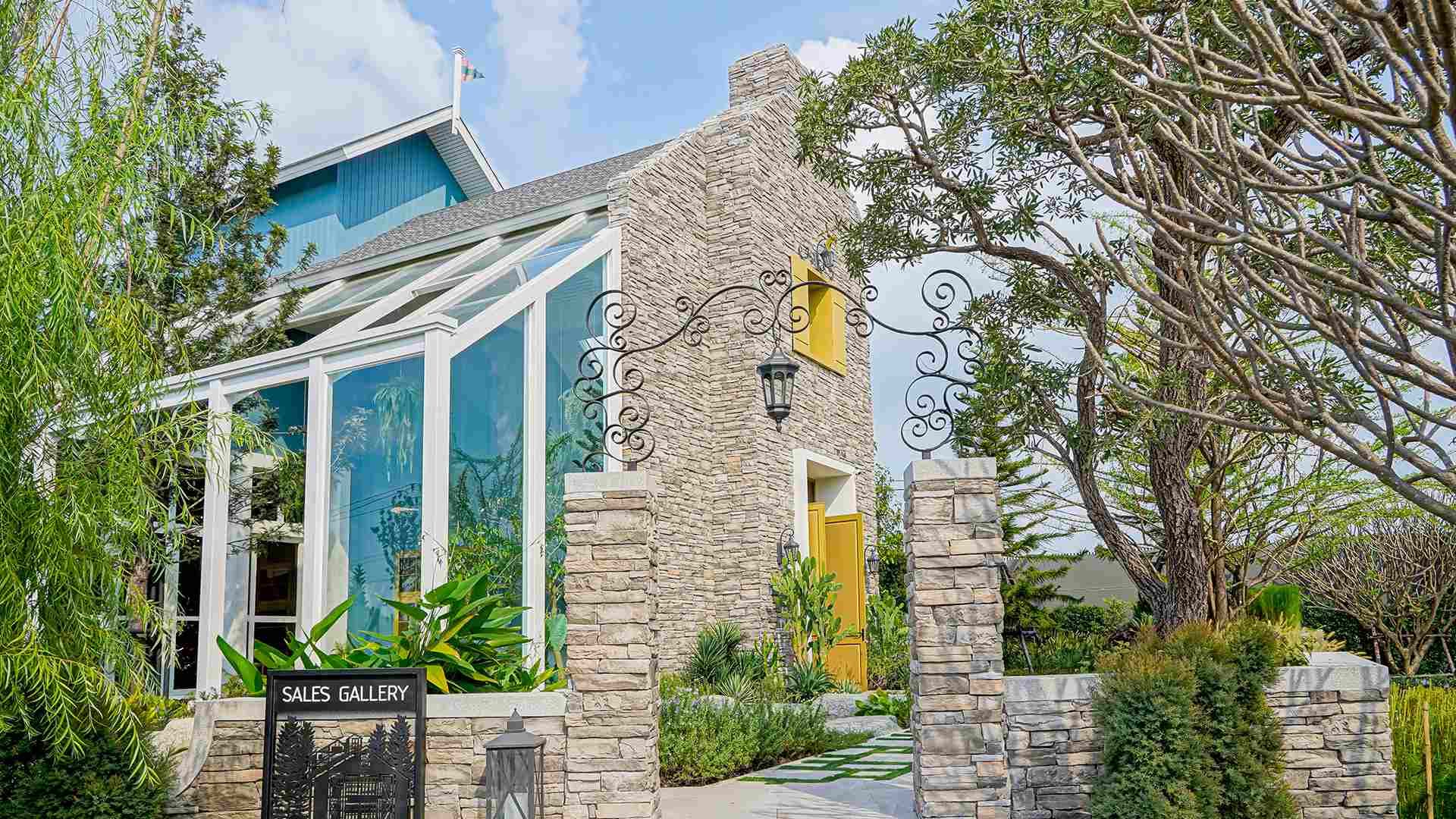 อัญญ่า เวสต์เกต (anya WESTGATE)