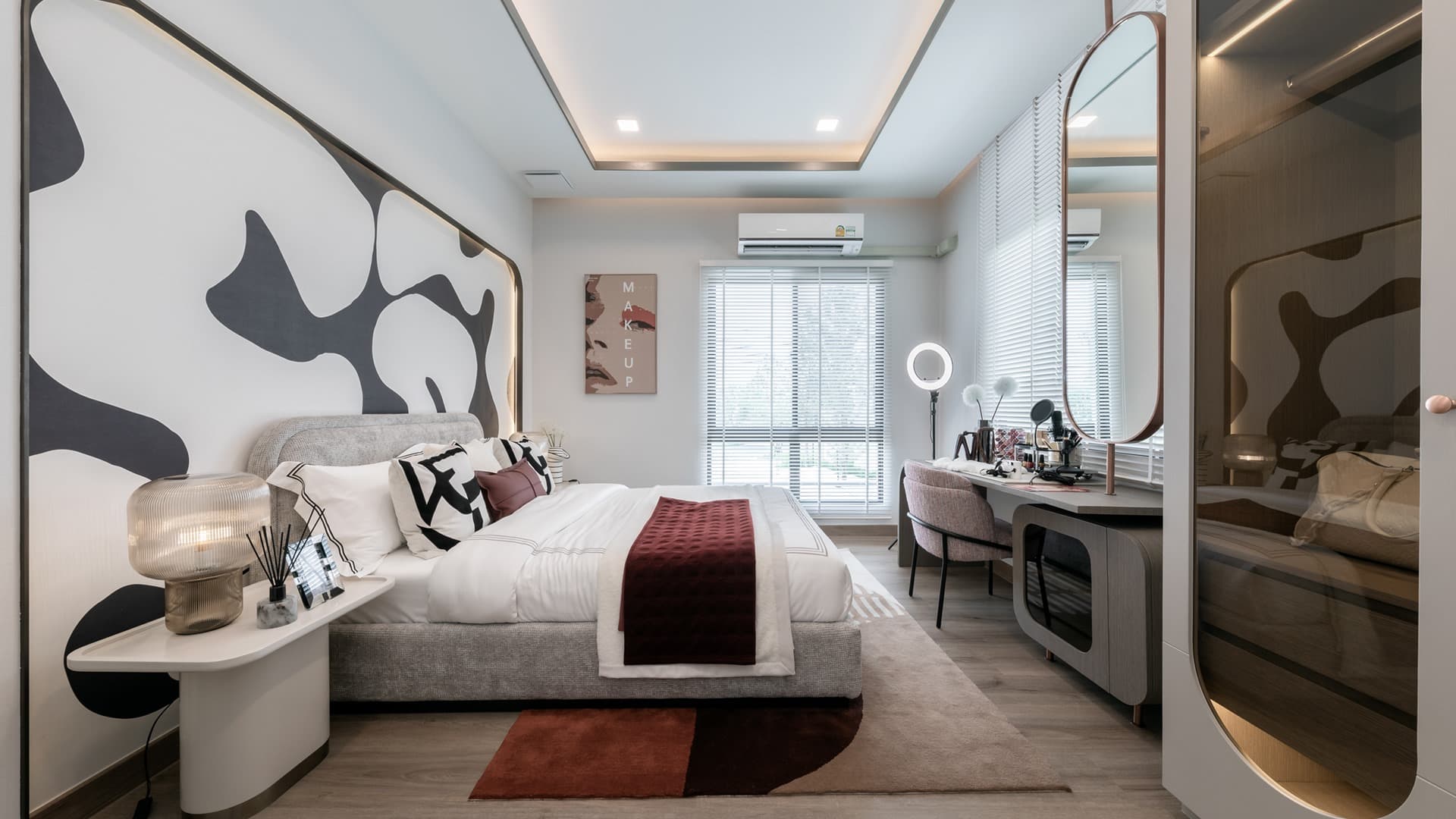 มัณฑนา มอเตอร์เวย์ - พระราม 9 (MANTANA Motorway - Rama 9)