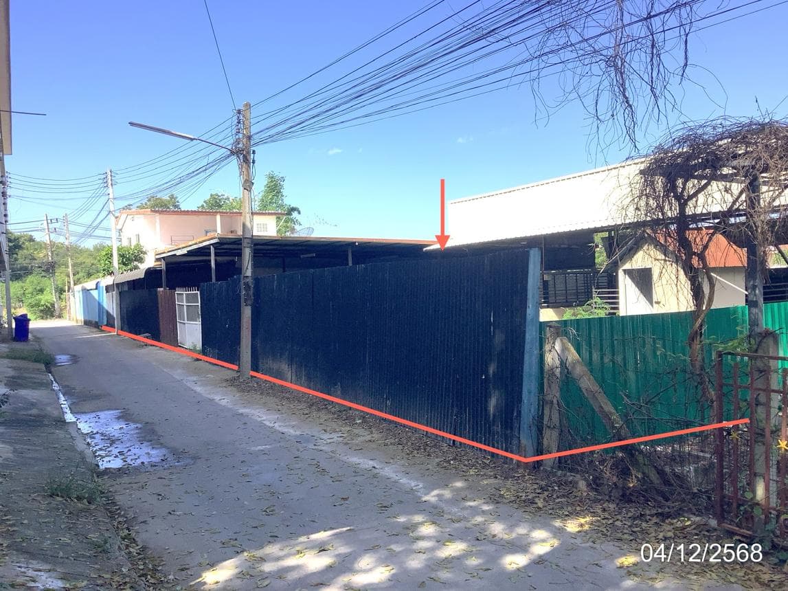 บ้านเดี่ยว หนองปลิง เมืองนครสวรรค์ 3 ห้องนอน 3 ห้องน้ำ พื้นที่ 168.7 ตร.ม. ทำเลดีบรรยากาศสงบ ราคา 3 ล้านต้นๆ
