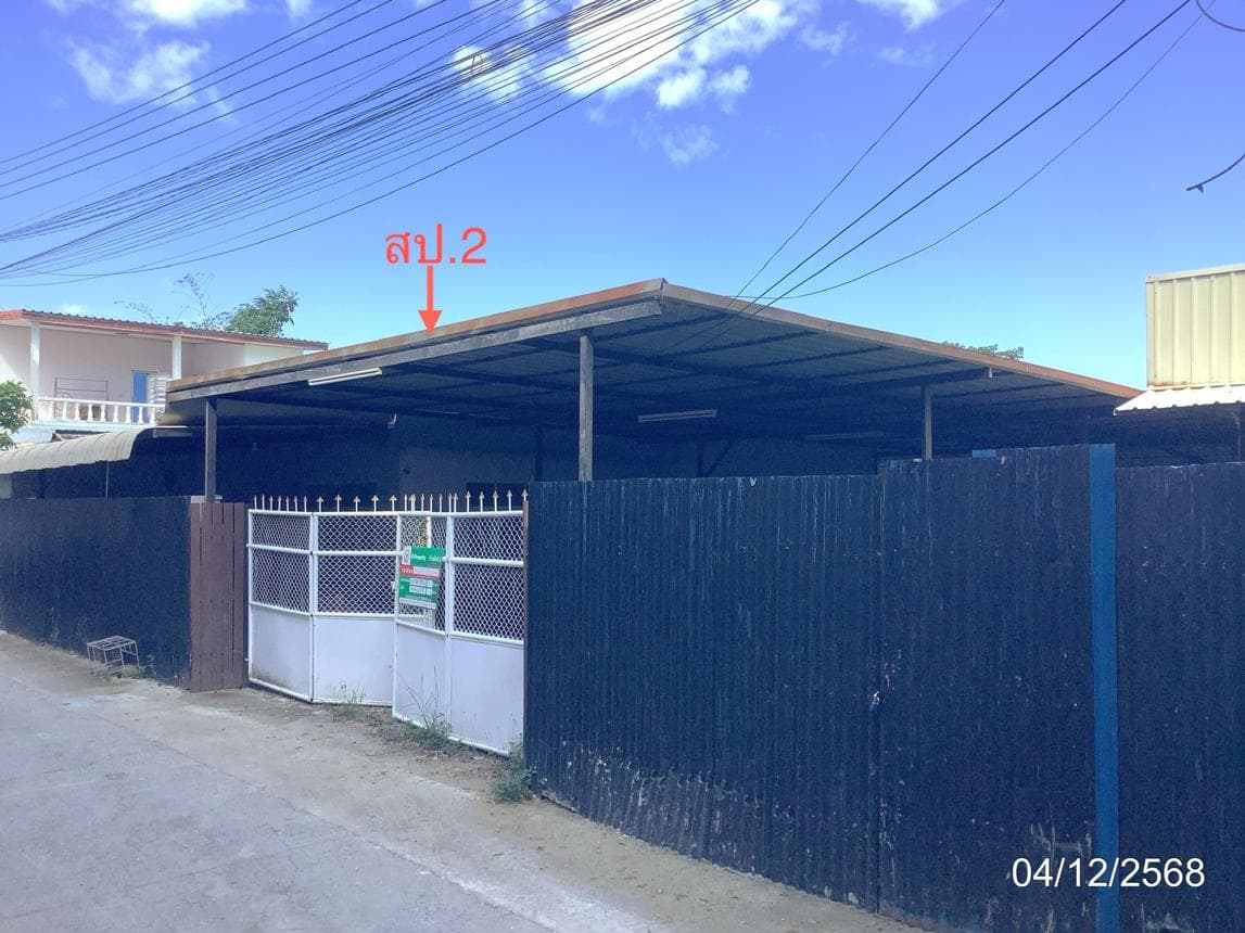 บ้านเดี่ยว หนองปลิง เมืองนครสวรรค์ 3 ห้องนอน 3 ห้องน้ำ พื้นที่ 168.7 ตร.ม. ทำเลดีบรรยากาศสงบ ราคา 3 ล้านต้นๆ