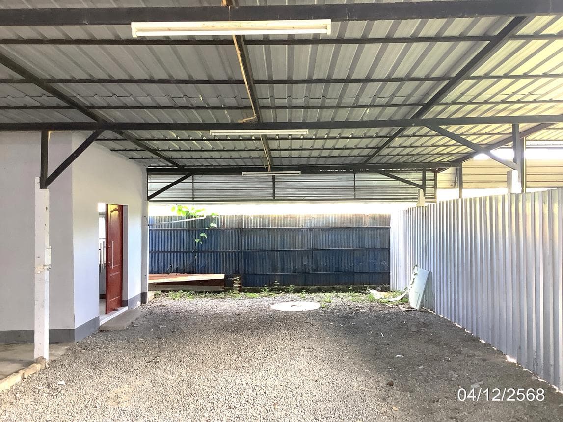บ้านเดี่ยว หนองปลิง เมืองนครสวรรค์ 3 ห้องนอน 3 ห้องน้ำ พื้นที่ 168.7 ตร.ม. ทำเลดีบรรยากาศสงบ ราคา 3 ล้านต้นๆ