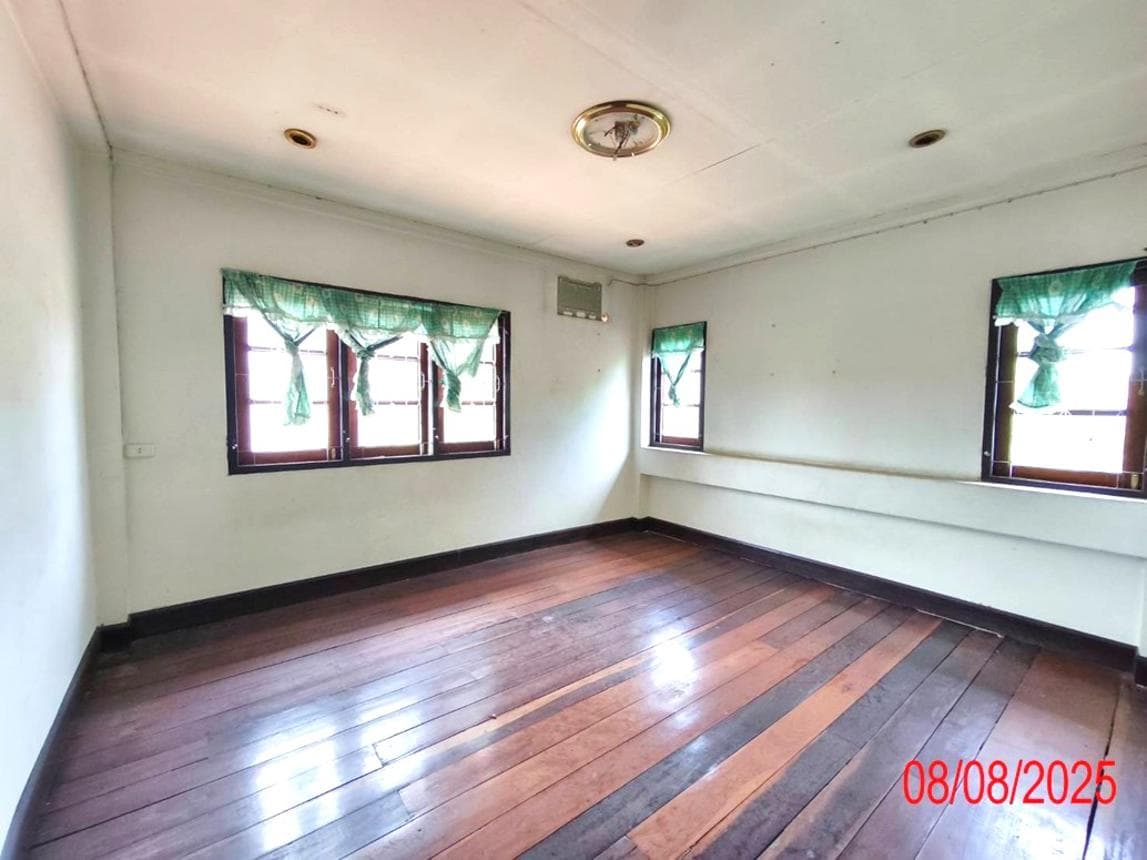 บ้านเดี่ยว 4 ห้องนอน พื้นที่ 300.75 ตร.ม. ทำเลศักยภาพ ปงแสนทอง เมืองลำปาง ลำปาง
