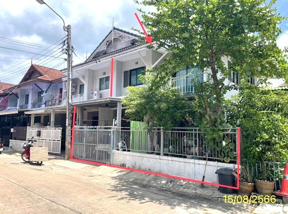 ขายทาวน์เฮ้าส์ พฤกษา 3 บางบัวทอง หลังมุมพื้นที่กว้าง 4 ห้องนอน ทำเลดีใกล้แหล่งชุมชน