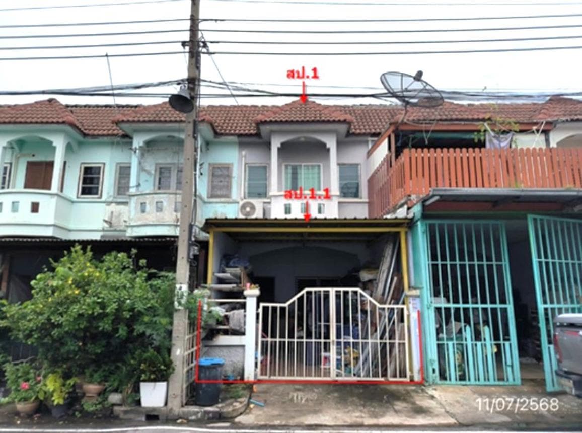 ทาวน์เฮ้าส์ เอเชียโฮมทาวน์ 1-3 ไทรน้อย นนทบุรี 2 ห้องนอน 2 ห้องน้ำ พื้นที่ 104 ตร.ม. ทำเลดีใกล้แหล่งชุมชน เดินทางสะดวก ราคาพิเศษ 1.35 ล้าน