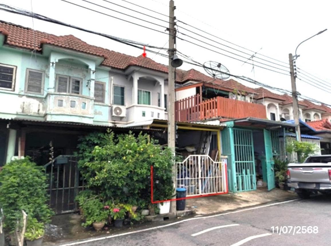 ทาวน์เฮ้าส์ เอเชียโฮมทาวน์ 1-3 ไทรน้อย นนทบุรี 2 ห้องนอน 2 ห้องน้ำ พื้นที่ 104 ตร.ม. ทำเลดีใกล้แหล่งชุมชน เดินทางสะดวก ราคาพิเศษ 1.35 ล้าน