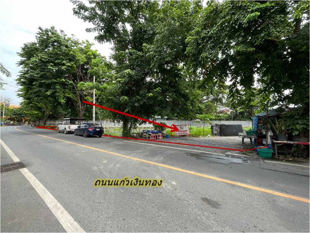 ขาย ที่ดินทำเลดี ตลิ่งชัน ถนนแก้วเงินทอง ติดคลองชักพระ 5 ไร่ 1 งาน 32 ตรว