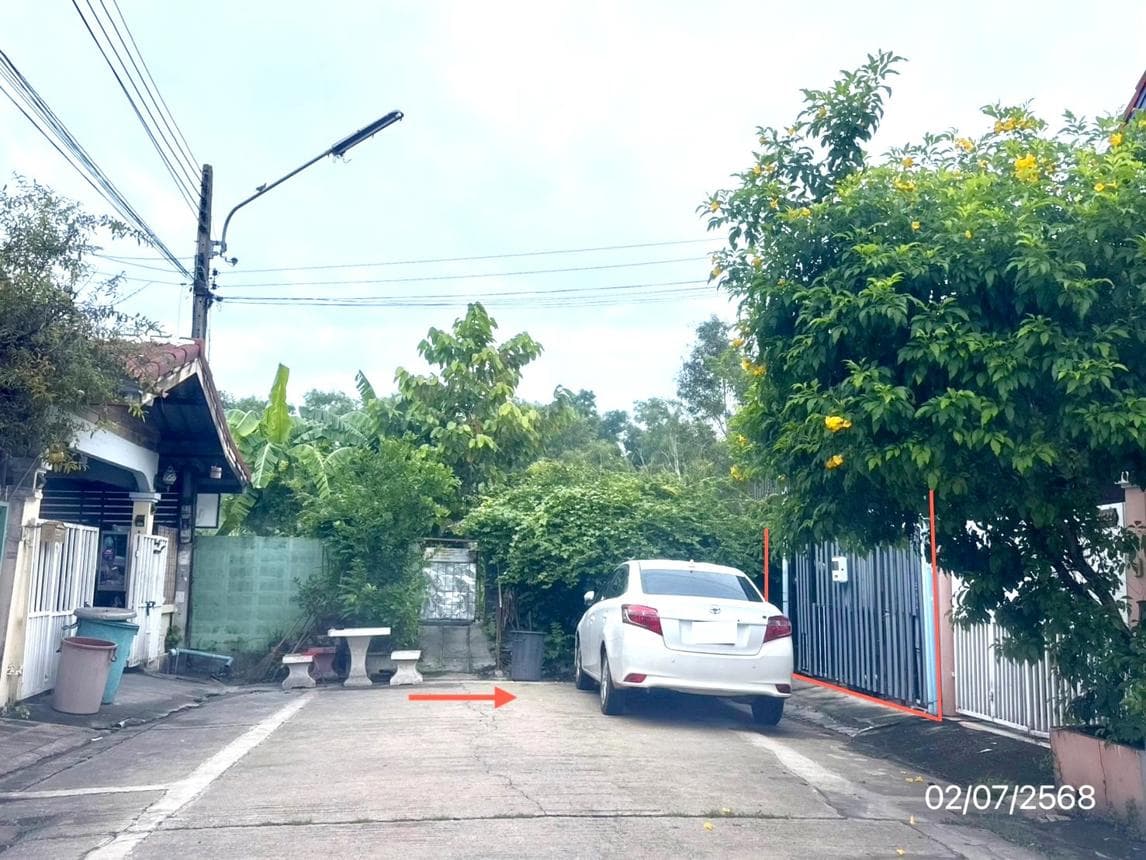 ทาวน์เฮ้าส์ แพรมาพร เพลส บึงยี่โถ ธัญบุรี ปทุมธานี 2 ห้องนอน 2 ห้องน้ำ พื้นที่ 147 ตร.ม. บนเนื้อที่ 27 ตร.ว. ทำเลดีราคาไม่ถึง 2 ล้าน