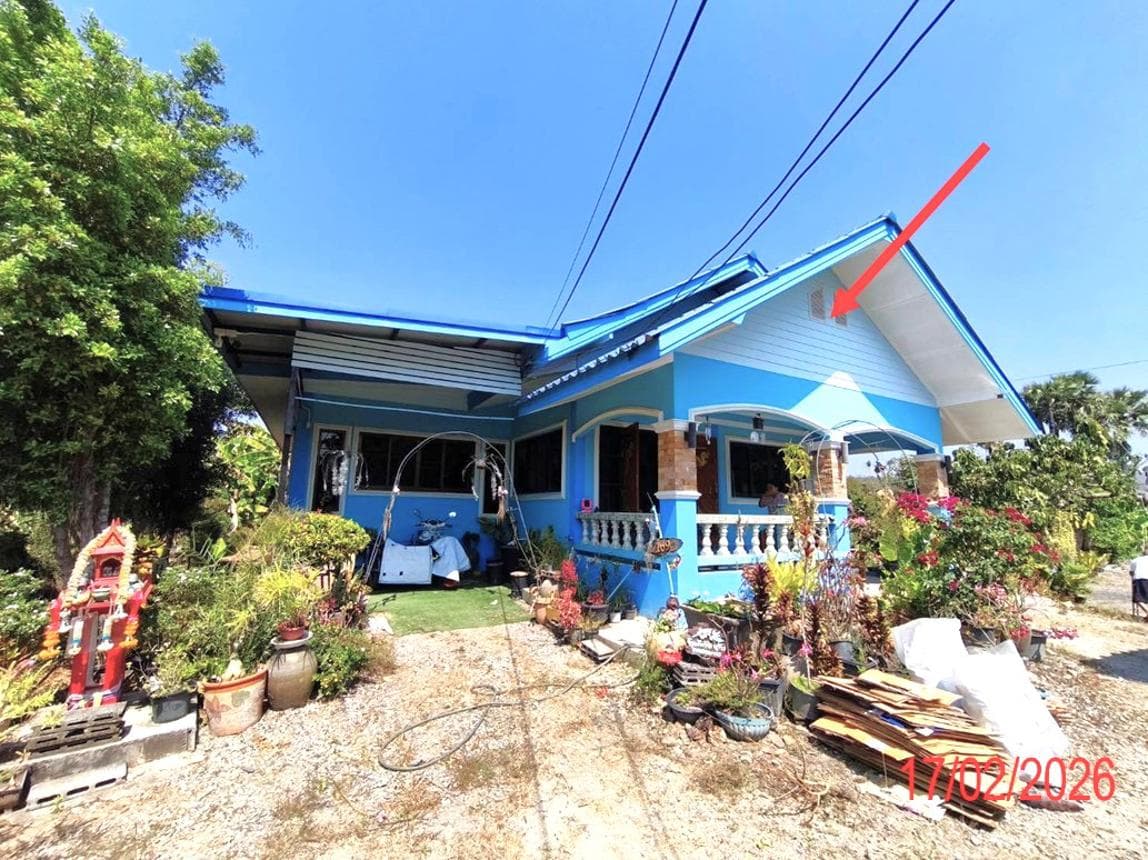 ขายบ้านเดี่ยวชั้นเดียว พื้นที่กว้าง 99 ตร.ว. อ.บ้านธิ จ.ลำพูน 2 ห้องนอน 1 ห้องน้ำ พื้นที่ใช้สอย 135 ตร.ม. บรรยากาศร่มรื่น ราคาคุ้มค่า