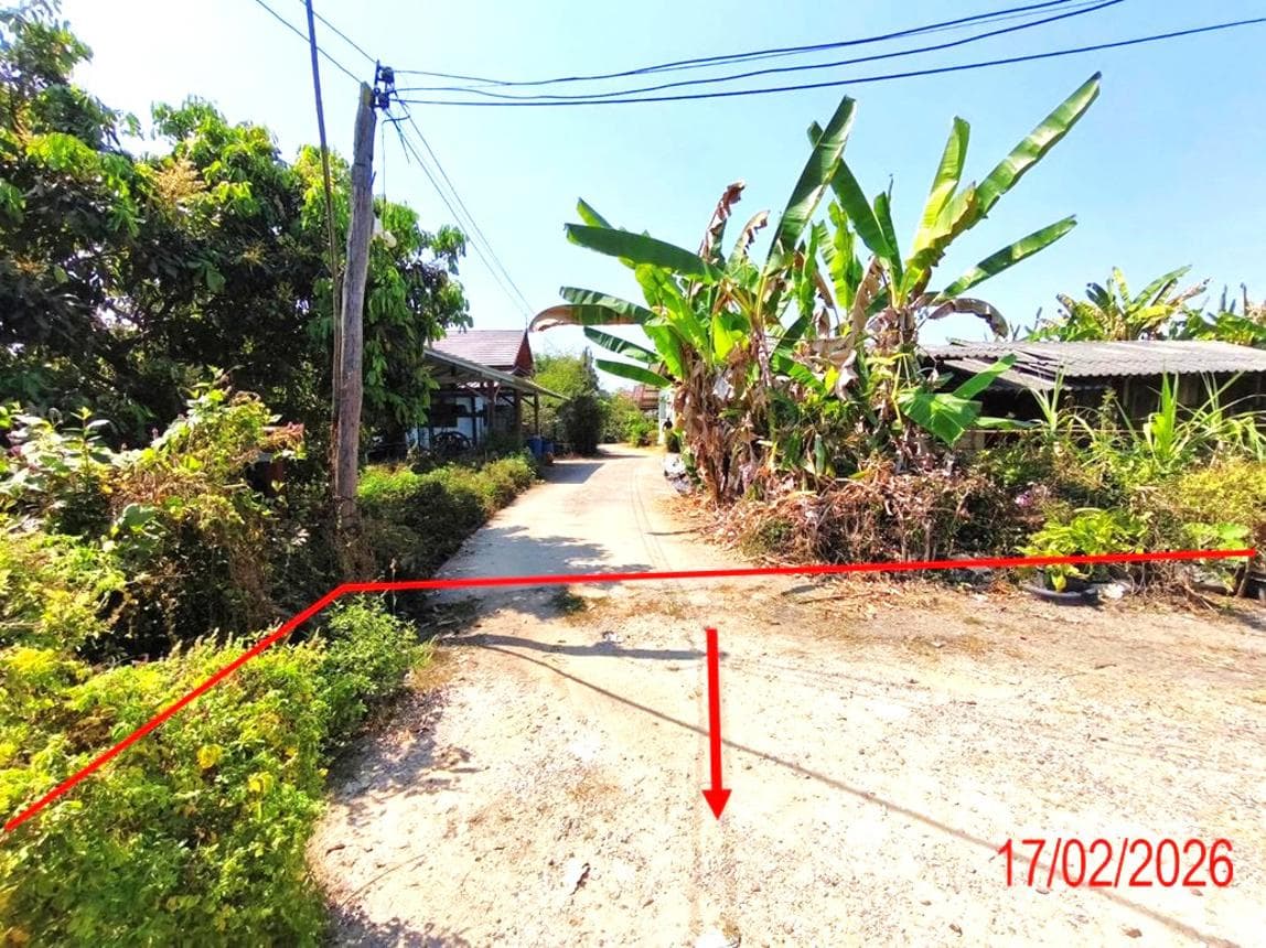 ขายบ้านเดี่ยวชั้นเดียว พื้นที่กว้าง 99 ตร.ว. อ.บ้านธิ จ.ลำพูน 2 ห้องนอน 1 ห้องน้ำ พื้นที่ใช้สอย 135 ตร.ม. บรรยากาศร่มรื่น ราคาคุ้มค่า
