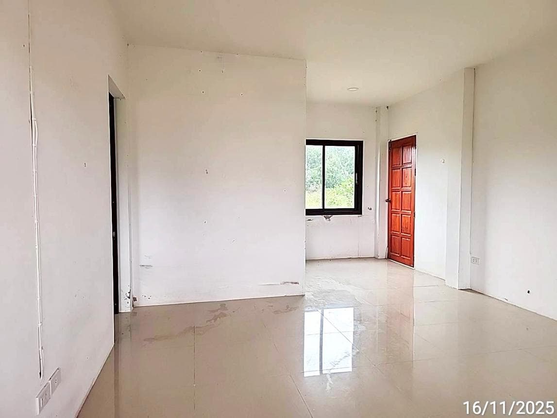 บ้านเดี่ยว เกิ้ง เมืองมหาสารคาม 4 ห้องน้ำ พื้นที่ใช้สอย 252 ตร.ม. ทำเลเด่นราคา 10.38 ล้าน