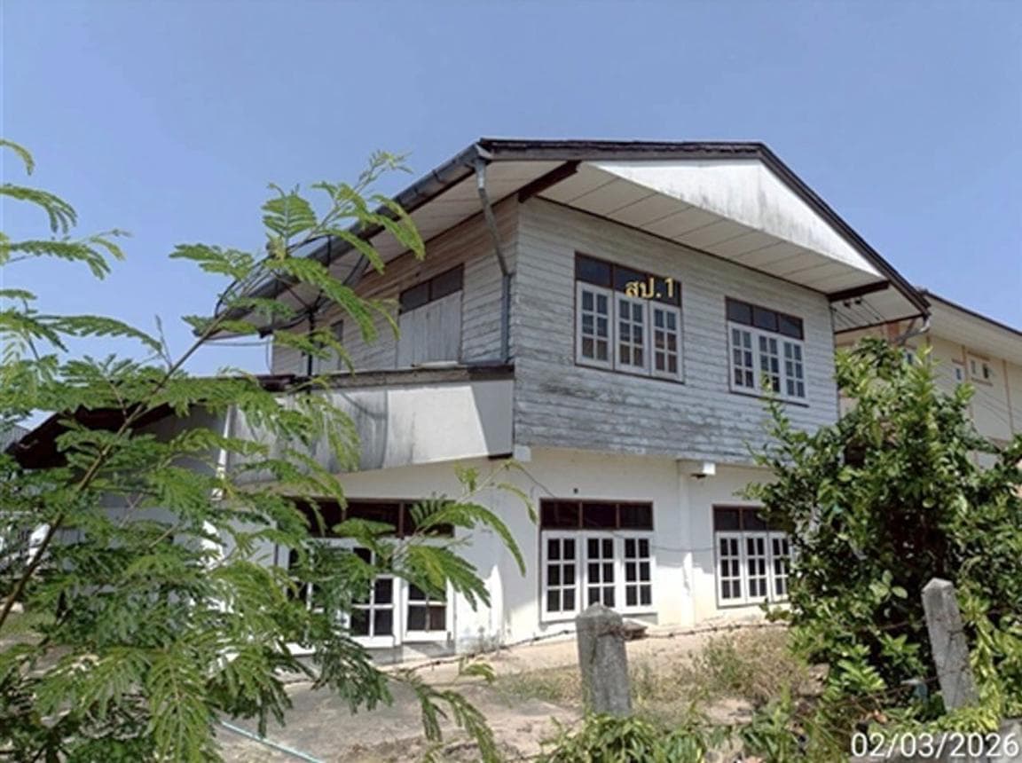 ขายบ้านเดี่ยว เมืองมหาสารคาม มหาสารคาม ทำเลตลาด เนื้อที่ 73.5 ตร.ว. พื้นที่ใช้สอย 181.5 ตร.ม. 3 ห้องนอน 1 ห้องน้ำ สภาพดี พร้อมอยู่