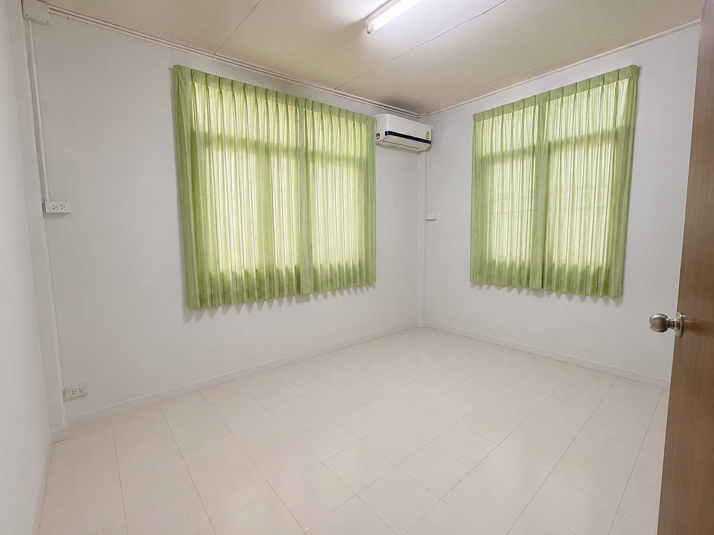 ขายบ้านเดี่ยว ชั้นเดียว 55 ตร.ว. ทำเลศักยภาพ ซอยลำลูกกา 25/1 ปทุมธานี
