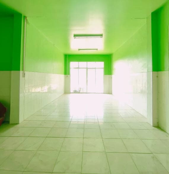 ที่ดินพร้อมสิ่งปลูกสร้าง เมืองอุทัยธานี อุทัยธานี