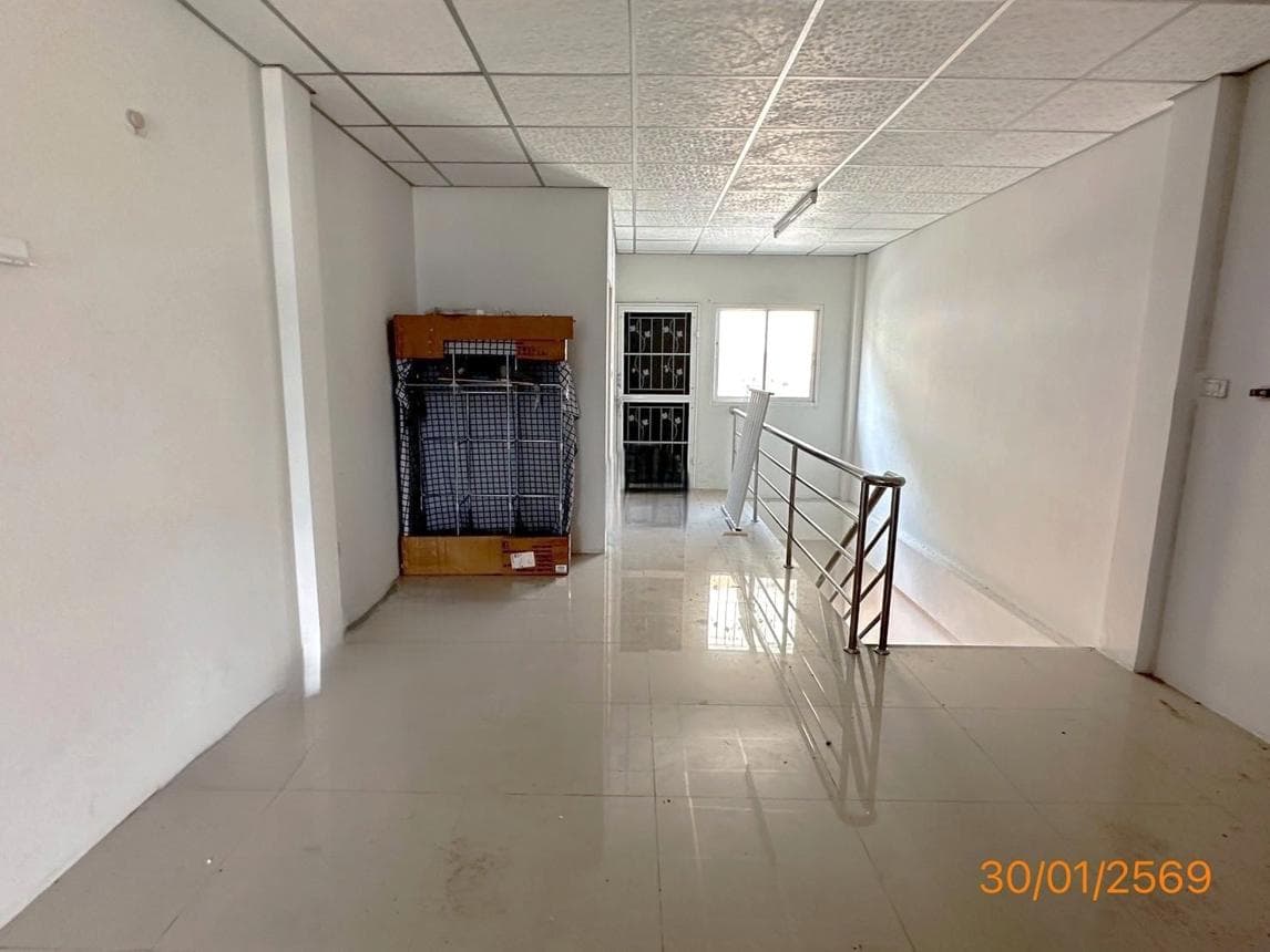 ขายอาคารพาณิชย์ นครบางพลี บางเสาธง สมุทรปราการ ทำเลธุรกิจ 176 ตร.ม. สเปซจัดเต็ม