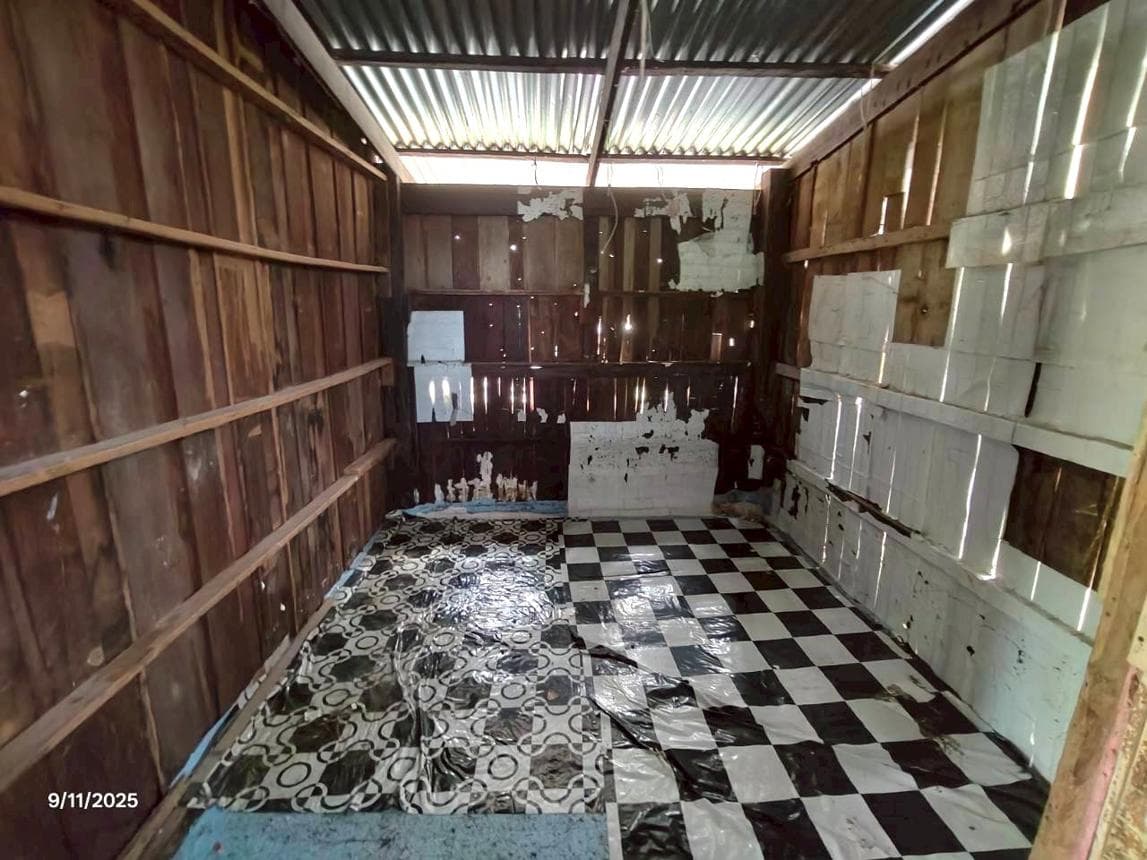 บ้านเดี่ยว บ้านเหล่า เพ็ญ อุดรธานี พื้นที่กว้าง 218 ตร.ม. บนที่ดินขนาดใหญ่ 78 ตร.ว. ทำเลสงบ บรรยากาศชุมชนเรียบง่าย ราคาพิเศษเพียง 5.07 แสน