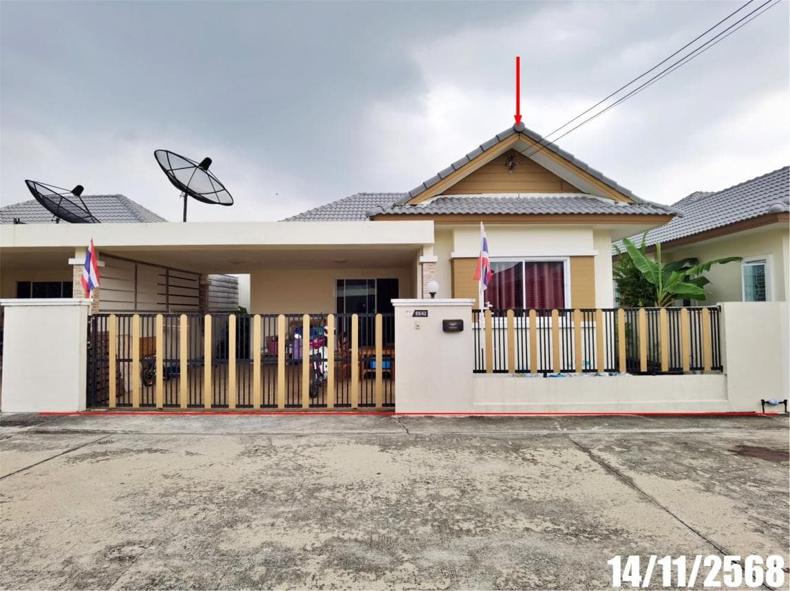 บ้านเดี่ยว บ้านบงกชธาราวิลล์ พานทอง ชลบุรี 2 ห้องนอน 2 ห้องน้ำ 107 ตร.ม. บนที่ดิน 43 ตร.ว. ทำเลสงบน่าอยู่ ใกล้แหล่งงาน