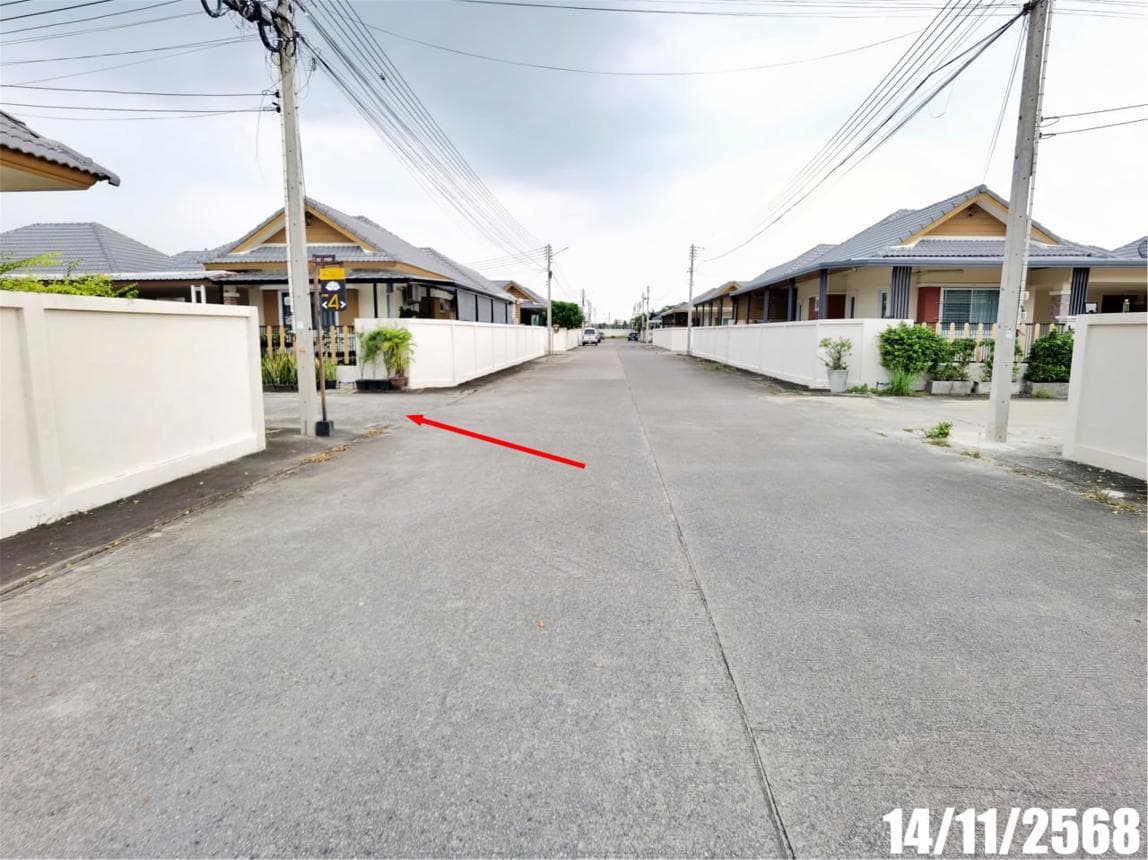 บ้านเดี่ยว บ้านบงกชธาราวิลล์ พานทอง ชลบุรี 2 ห้องนอน 2 ห้องน้ำ 107 ตร.ม. บนที่ดิน 43 ตร.ว. ทำเลสงบน่าอยู่ ใกล้แหล่งงาน