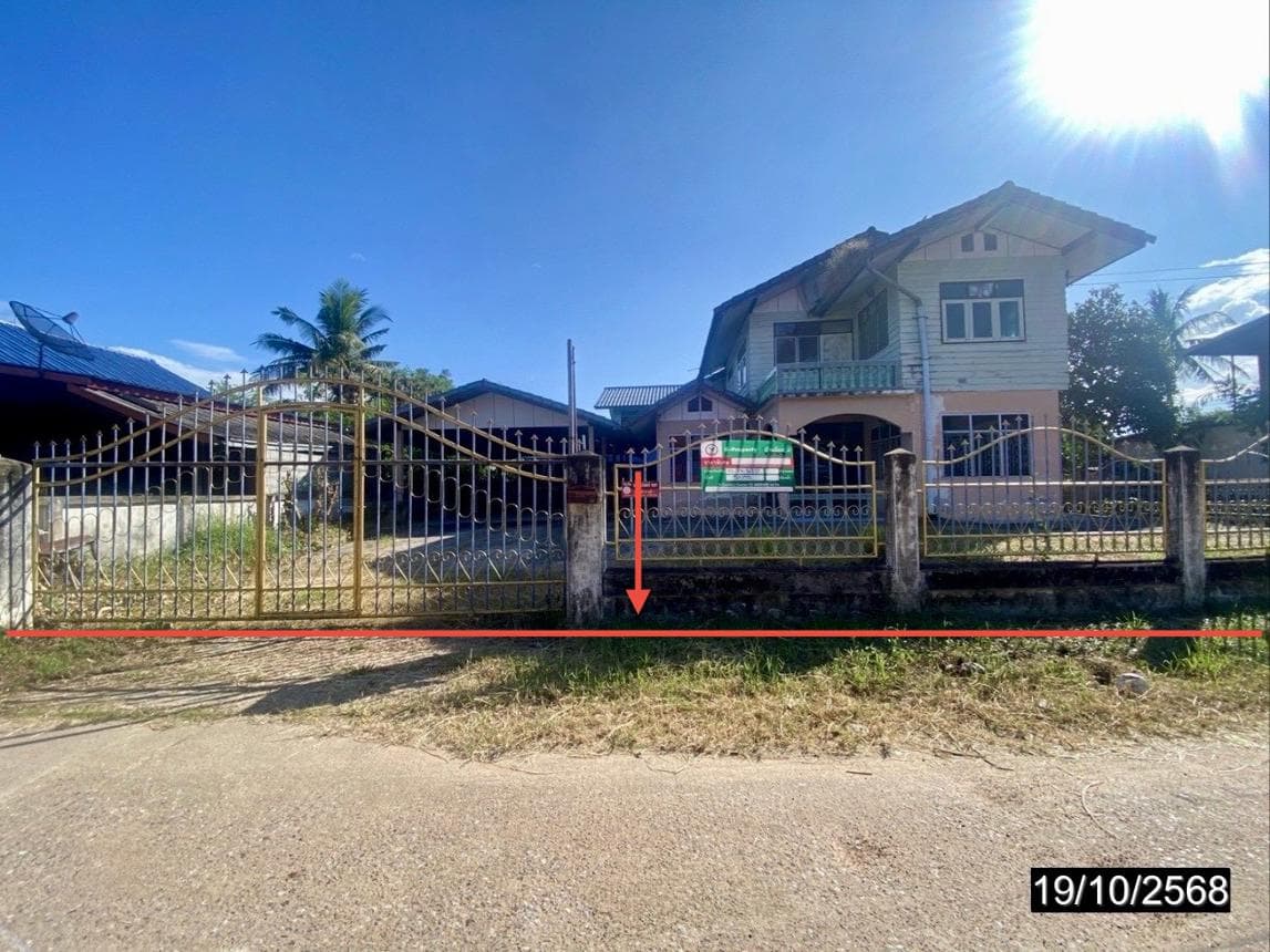 บ้านเดี่ยว 3 ห้องนอน พื้นที่กว้าง 198 ตร.ม. ทำเลหนองแวง สมเด็จ กาฬสินธุ์ ราคาคุ้มค่าเพียงล้านต้นๆ