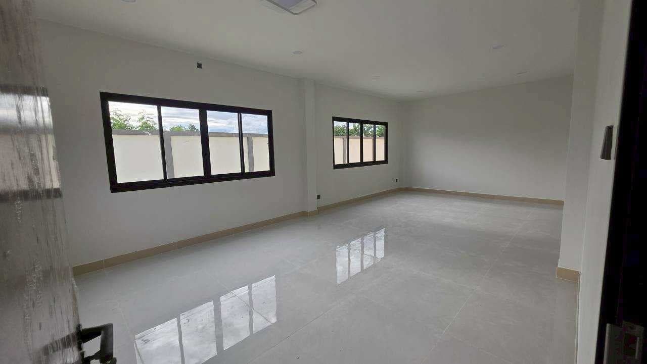 โรงงานพร้อม สำนักงาน ใหม่ พร้อมขาย ใกล้กรุงเทพ โคกขาม สมุทรสาคร 1-1-87 ไร่