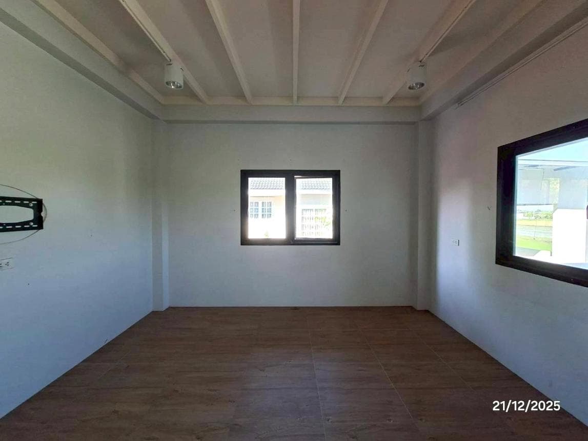 บ้านเดี่ยว 4 ห้องนอน บ้านราชธานี พื้นที่ 373 ตร.ม. ทำเลศักยภาพ คลองห้า คลองหลวง ปทุมธานี
