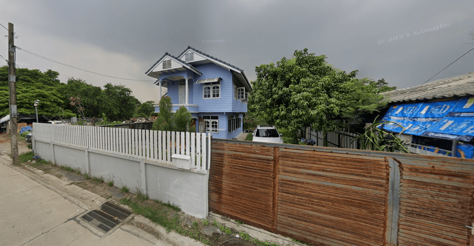 ขายที่ดิน แถมบ้านเดี่ยว 200 ตรว ซอยอ่อนนุช 39 ใกล้ รถไฟฟ้า สายสีเหลือง สถานีกลันตัน และศรีนุช