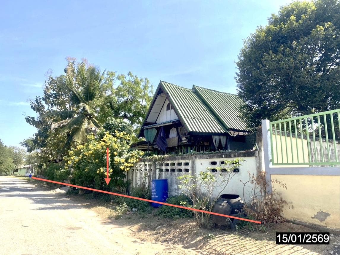 ขายบ้านเดี่ยวชั้นเดียว พื้นที่กว้าง 97.7 ตร.ว. ต.โนนสะอาด อ.คอนสวรรค์ จ.ชัยภูมิ บรรยากาศเงียบสงบ เป็นส่วนตัว พื้นที่ใช้สอยรวม 101 ตร.ม. ราคาคุ้มค่า
