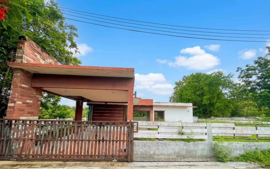 ที่ดินพร้อมสิ่งปลูกสร้าง หัวหิน ประจวบคีรีขันธ์