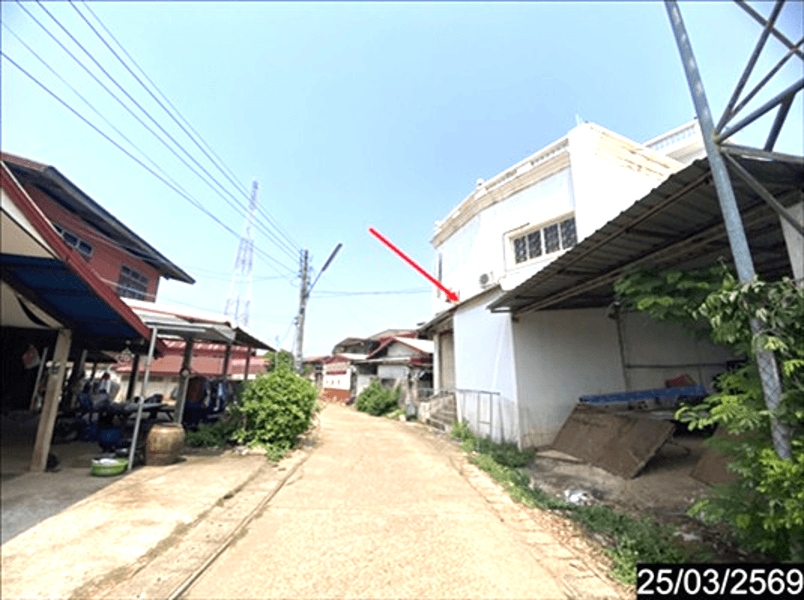 ขายบ้านเดี่ยว ศรีธาตุ อุดรธานี พื้นที่ใช้สอยกว้างขวาง 562.37 ตร.ม. 4 ห้องนอน 5 ห้องน้ำ สเปซจุใจ