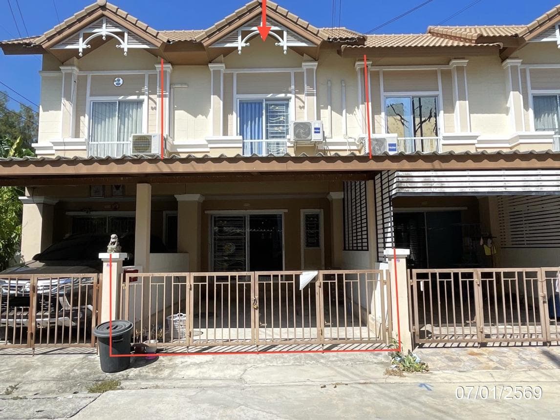 ขายทาวน์เฮ้าส์ วนัญญา กรีนเพลส (Vananya Green Place) พานทอง-หนองกะขะ 2 ห้องนอน ทำเลเด่นใกล้นิคมอมตะ ชลบุรี