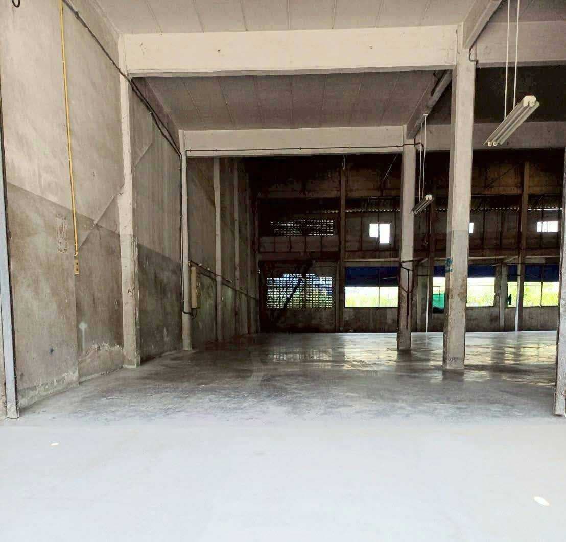 ขายโกดัง800ตรม.ทำเลทองถนนเทพารักษ์ สภาพดีพร้อมใช้งาน